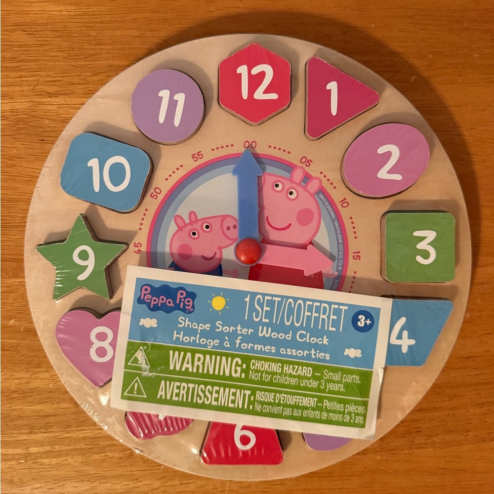 New In Package, Peppa Pig Shape Sorter Wood Clock